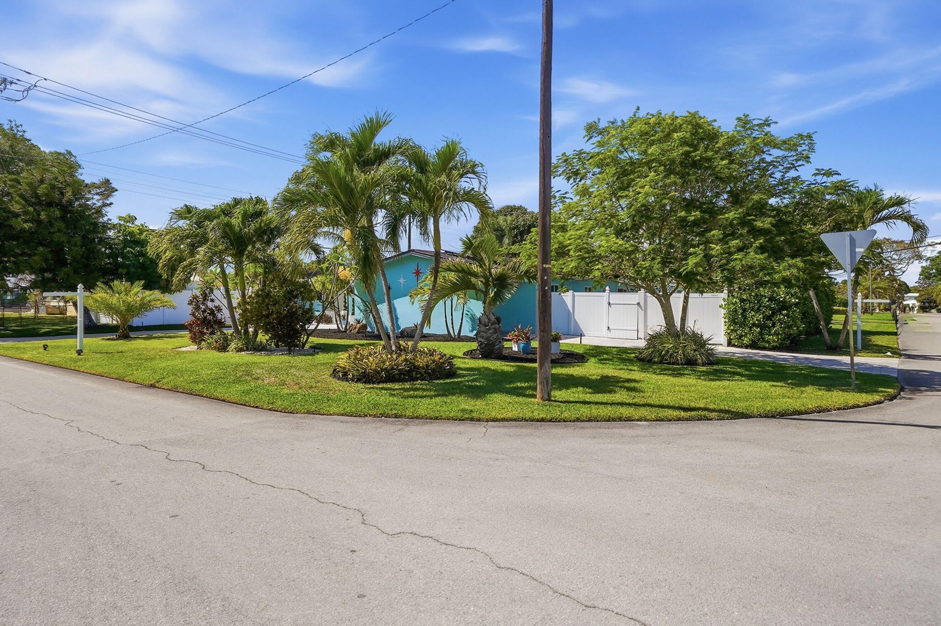 1811 NE 57th Street, Fort Lauderdale, FL 33308 Photo