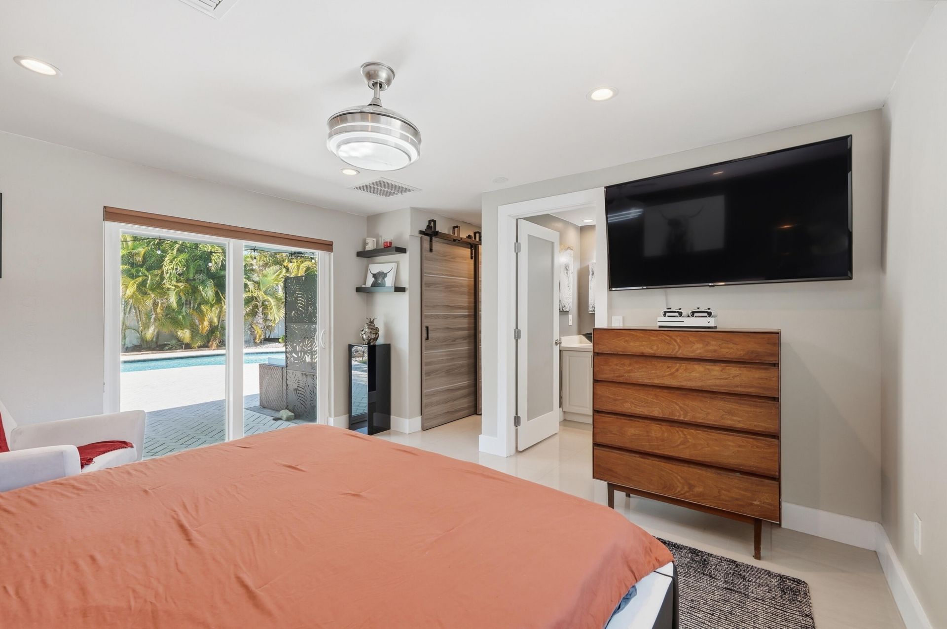 1811 NE 57th Street, Fort Lauderdale, FL 33308 Photo