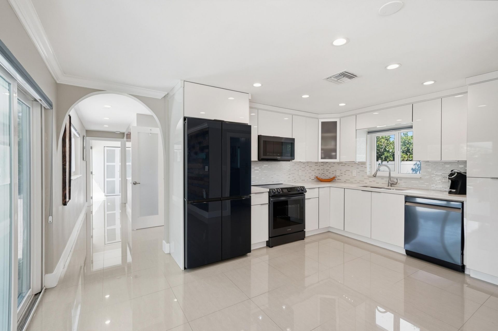 1811 NE 57th Street, Fort Lauderdale, FL 33308 Photo