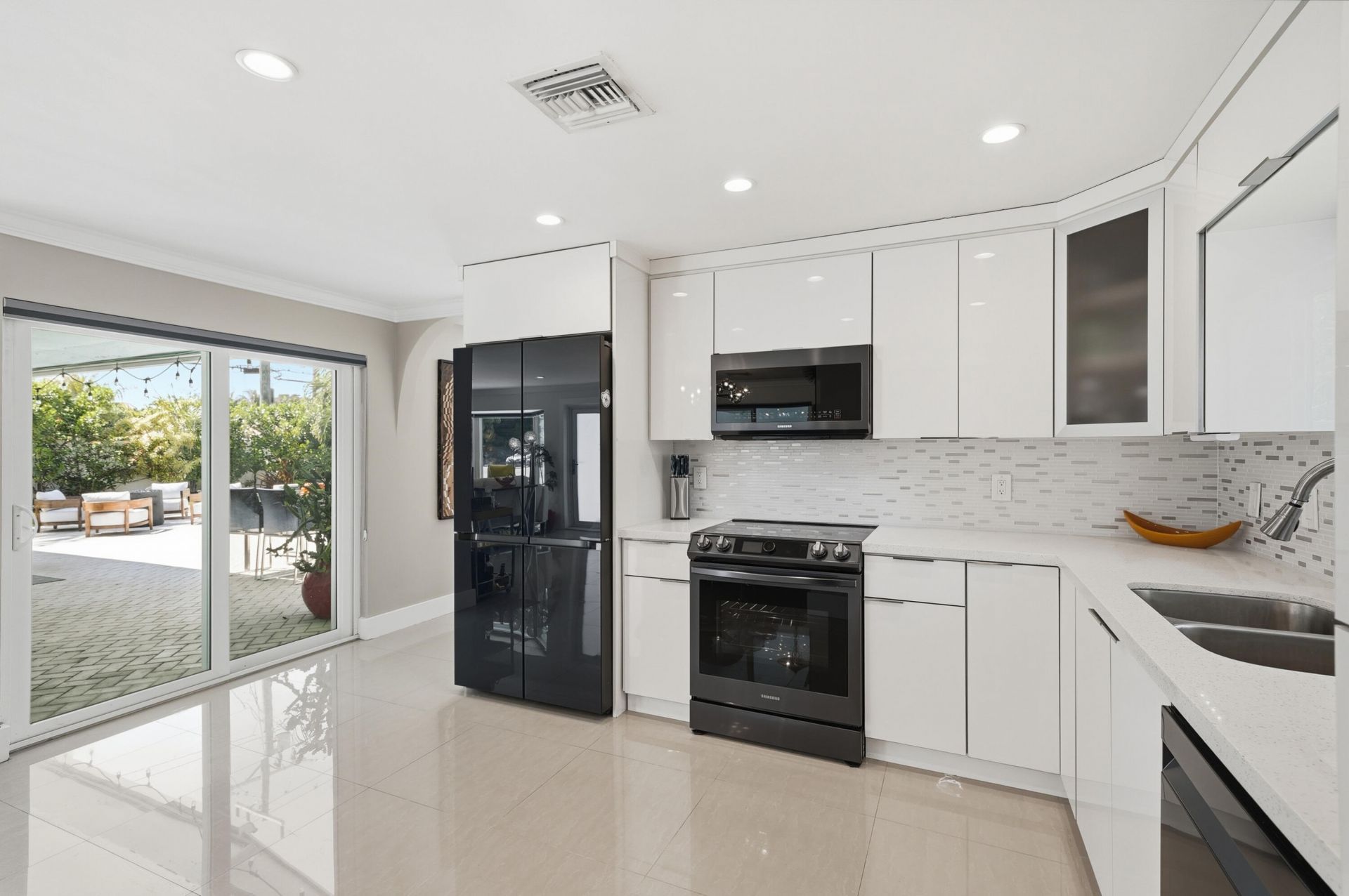 1811 NE 57th Street, Fort Lauderdale, FL 33308 Photo