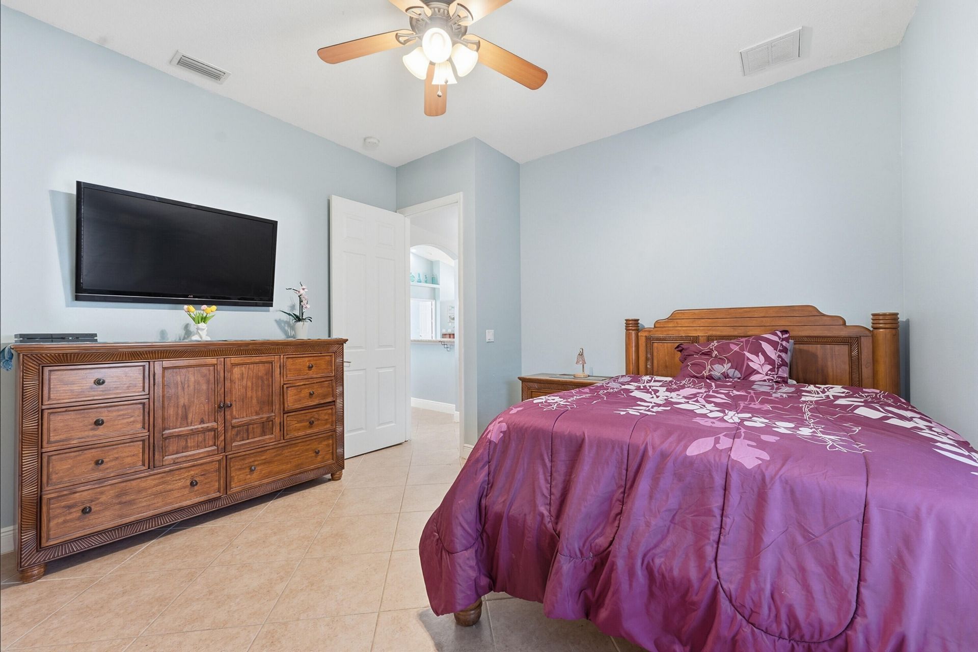 561 SW Prater Avenue, Port Saint Lucie, FL 34953 Photo