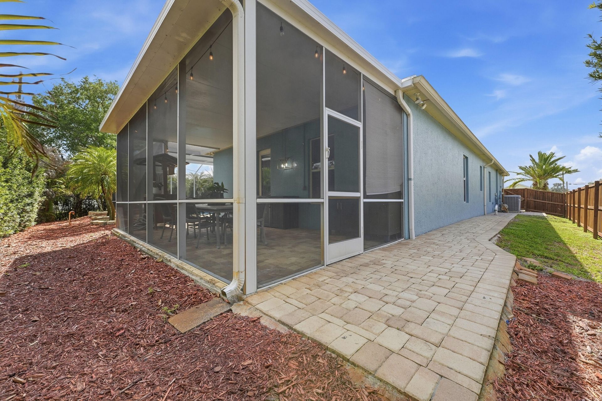 561 SW Prater Avenue, Port Saint Lucie, FL 34953 Photo