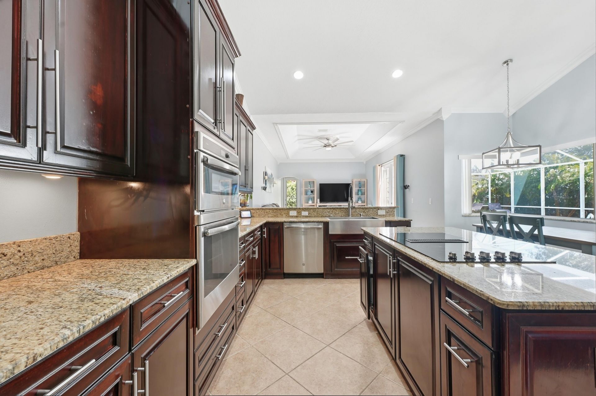 561 SW Prater Avenue, Port Saint Lucie, FL 34953 Photo