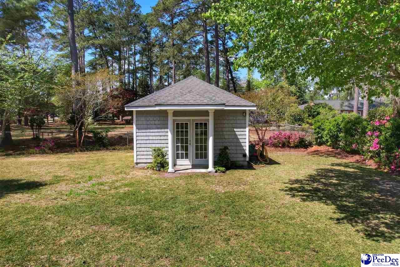 701 Laurel Lane Photo 10