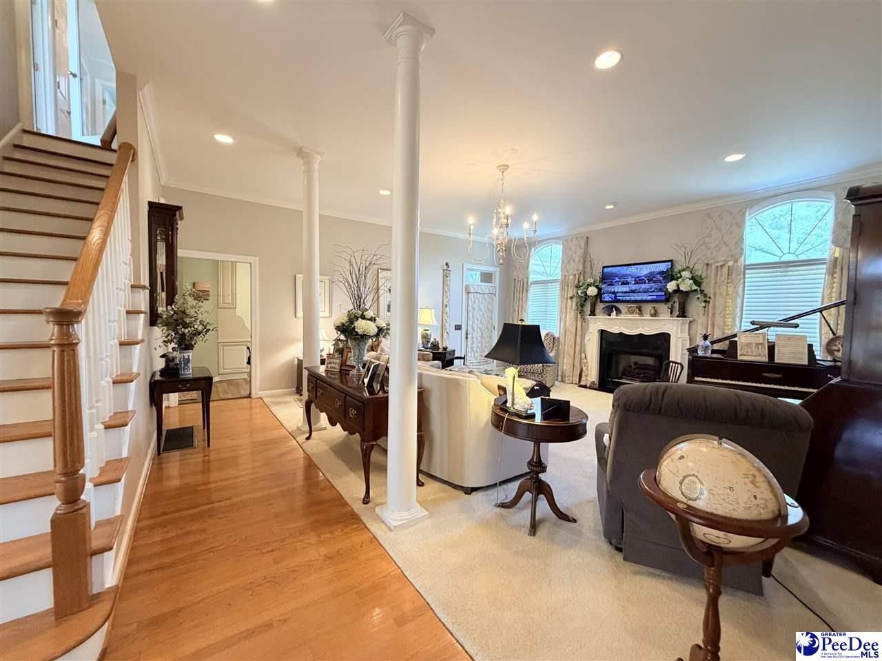 701 Laurel Lane Photo 17