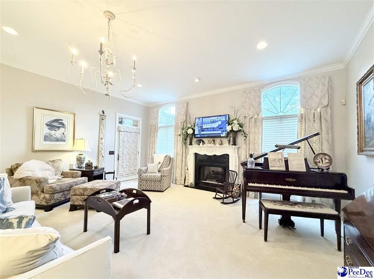 701 Laurel Lane Photo 18