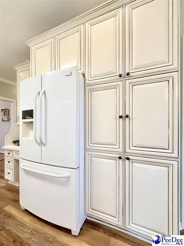 701 Laurel Lane Photo 34