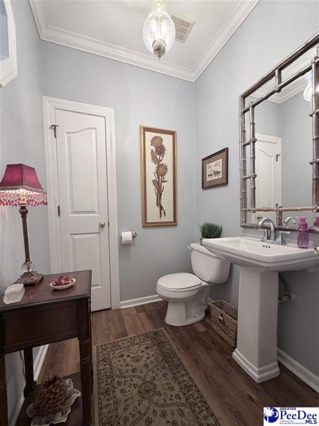 701 Laurel Lane Photo 42