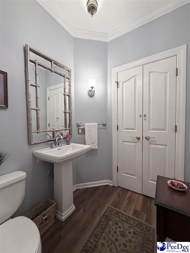 701 Laurel Lane Photo 43