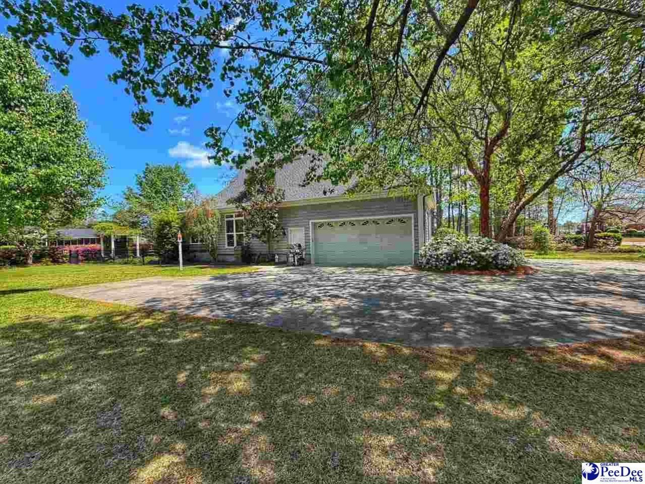 701 Laurel Lane Photo 5