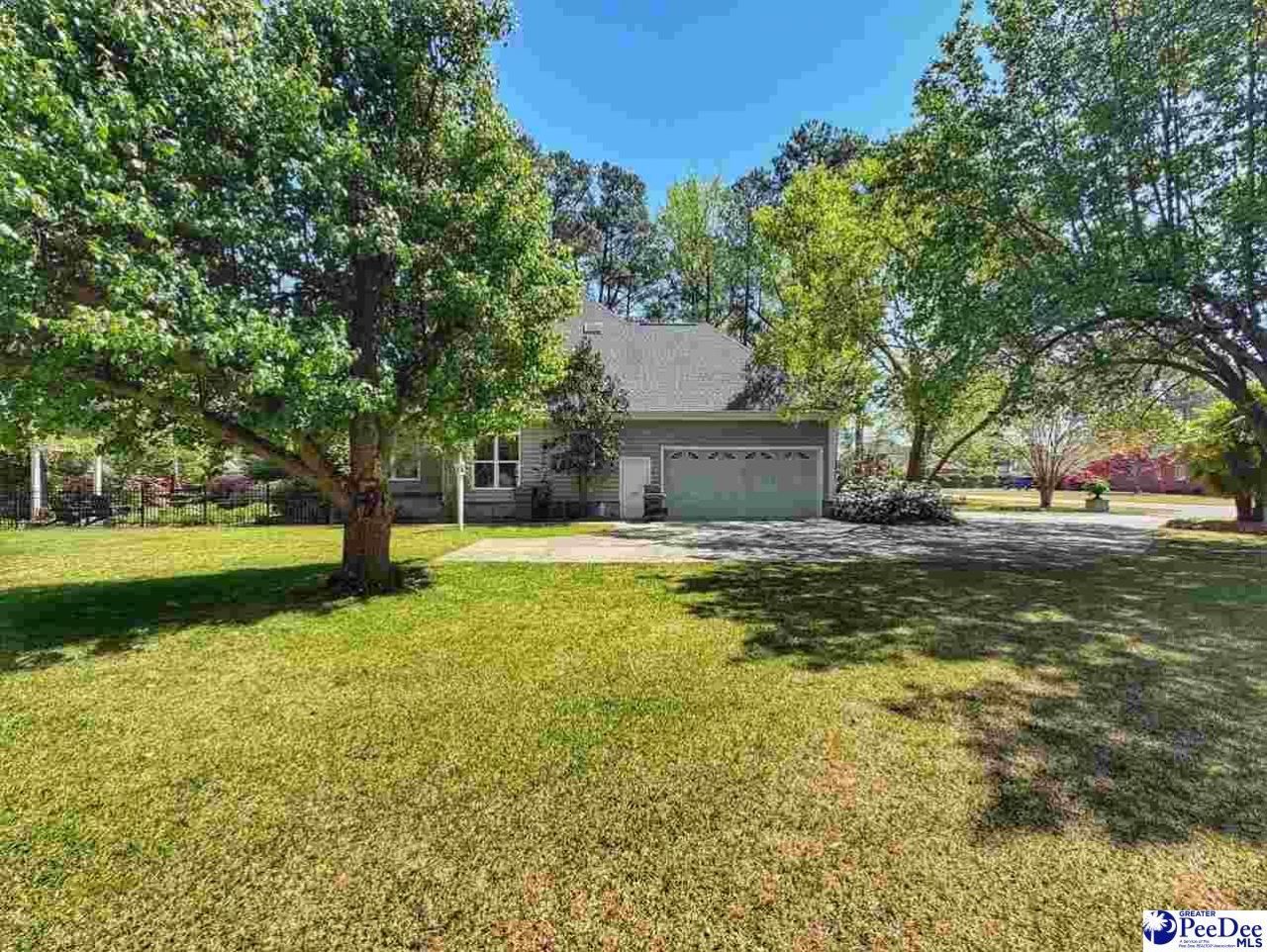 701 Laurel Lane Photo 6