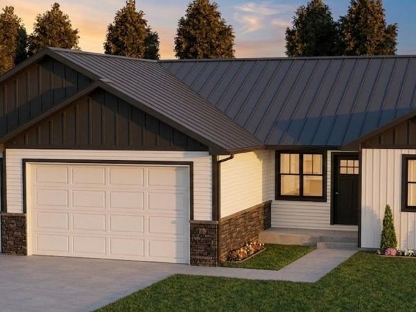 148 Woodland Drive, Negaunee, MI 49866