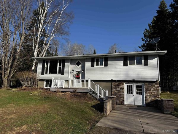18241 Skanee Road, L'anse Twp, MI 49946