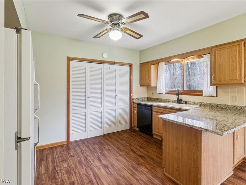 266 Fay Avenue , Avon Lake, OH 44012 Photo 14