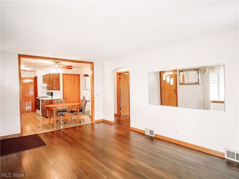 179 S Beverly Avenue, Austintown, OH 44515 Photo 4