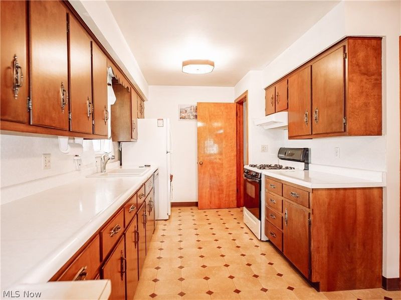 179 S Beverly Avenue, Austintown, OH 44515 Photo 6