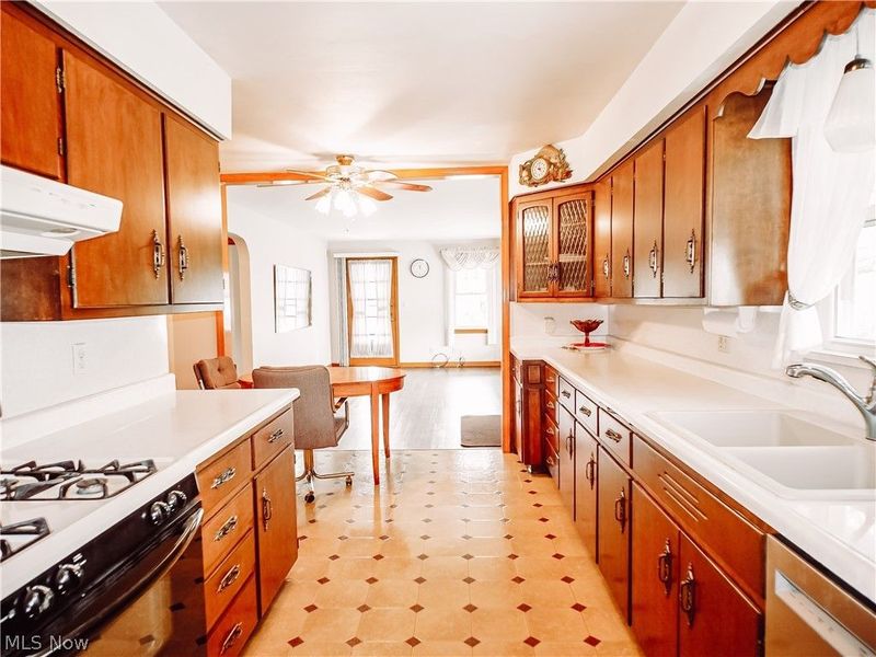 179 S Beverly Avenue, Austintown, OH 44515 Photo 7