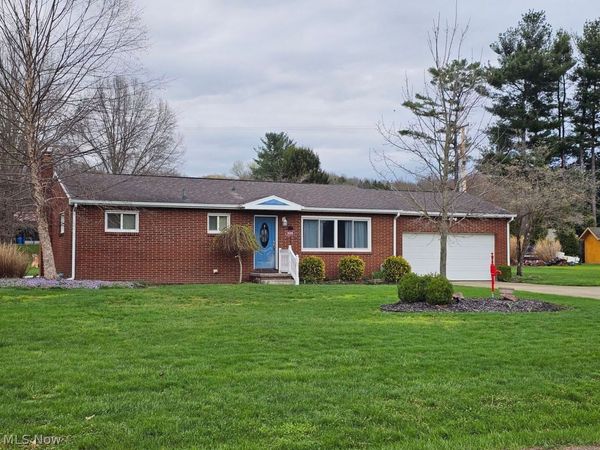 1606 Baltzley Valley Road SE, New Philadelphia, OH 44663