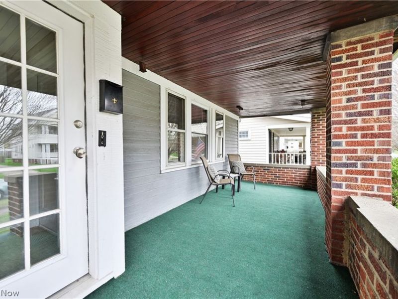 2131 Wascana Avenue , Lakewood, OH 44107 Photo 2