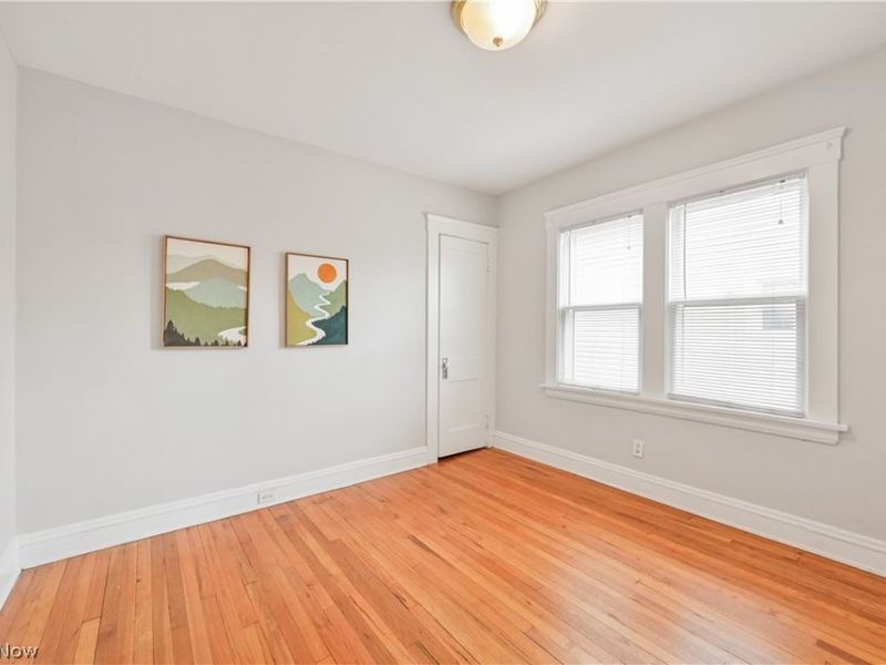 2131 Wascana Avenue , Lakewood, OH 44107 Photo 22