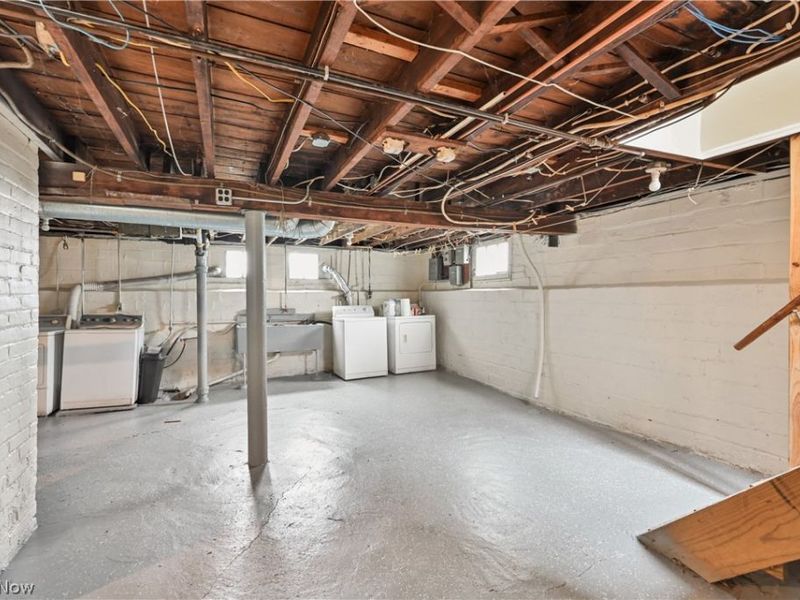 2131 Wascana Avenue , Lakewood, OH 44107 Photo 25