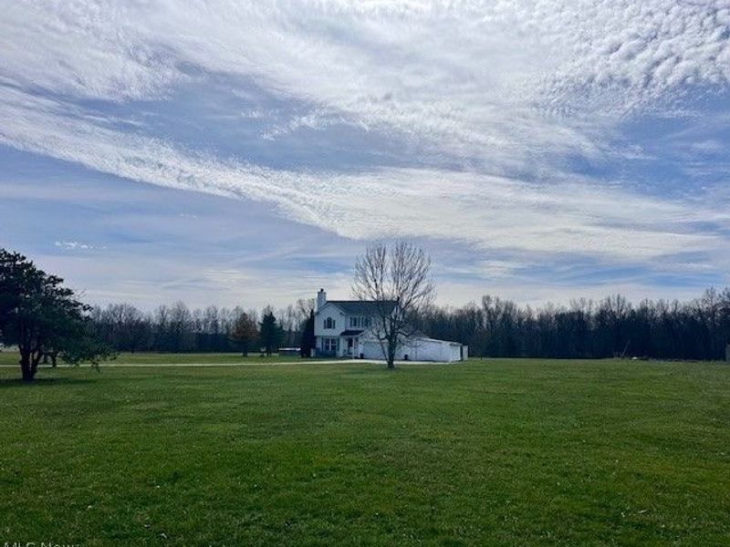 8742 Henderson Road , Diamond, OH 44412 Photo 31