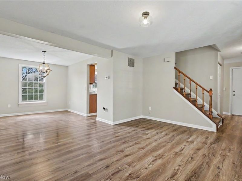 2958 Saybrooke Boulevard , Stow, OH 44224 Photo 5