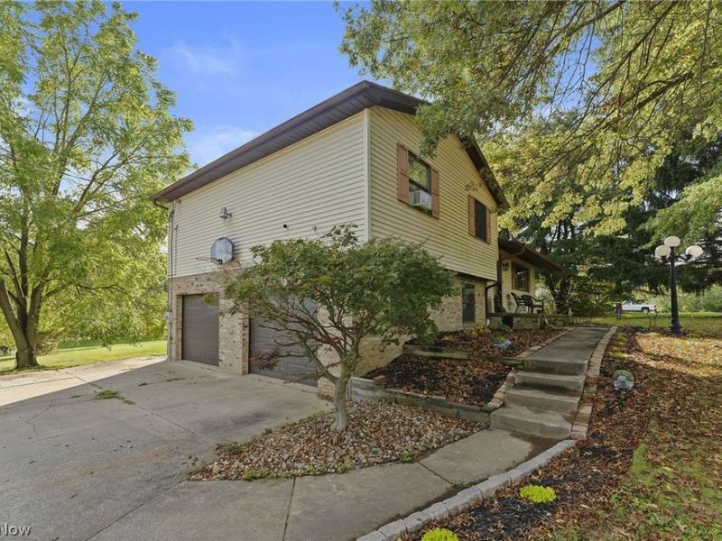 4278 Dudley Road, Mantua, OH 44255 Photo 2