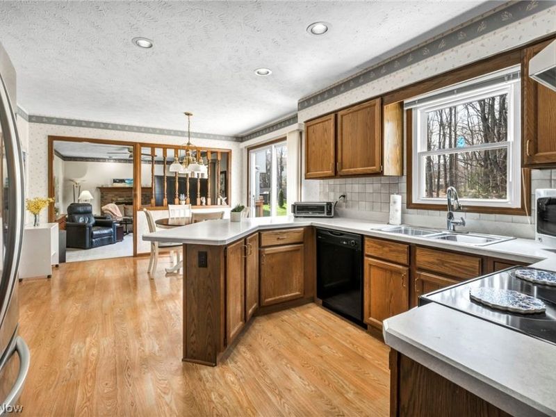 14126 Crystal Creek Drive, Strongsville, OH 44149 Photo 13