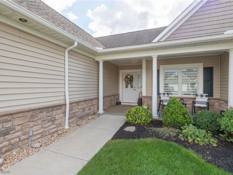 34769 N Legends Way , Grafton, OH 44044 Photo 3