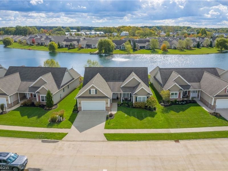 34769 N Legends Way , Grafton, OH 44044 Photo 4