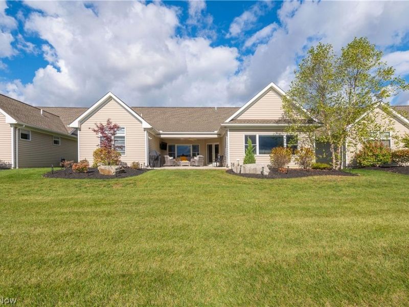 34769 N Legends Way , Grafton, OH 44044 Photo 41