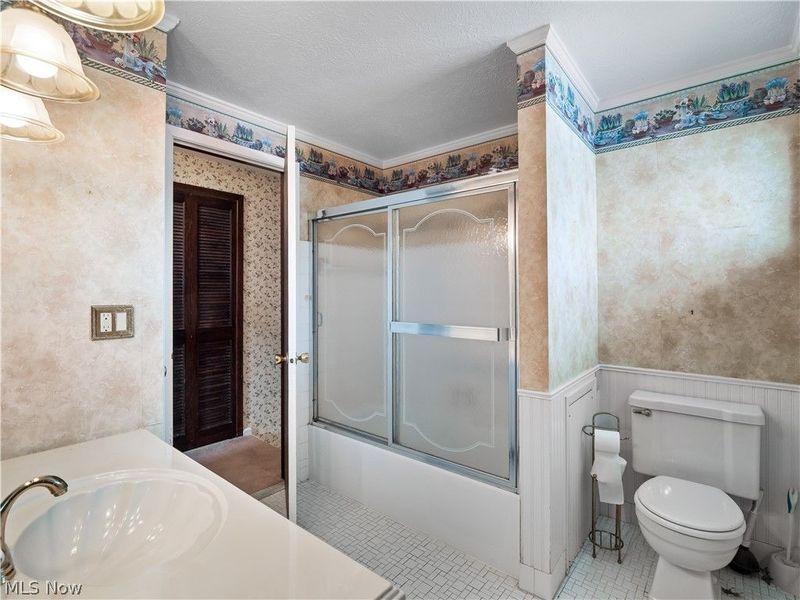 5482 Dorothy Drive , North Olmsted, OH 44070 Photo 24