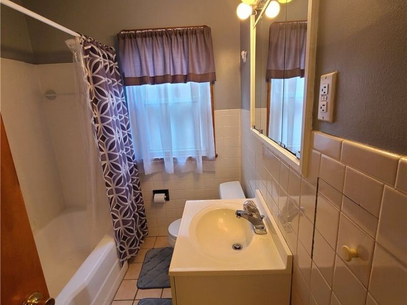 7600 Dartworth , Parma, OH 44129 Photo 7