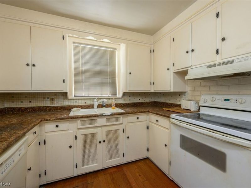 1220 Miles Avenue SW, Canton, OH 44710 Photo 7