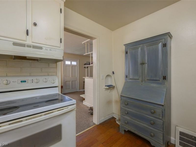 1220 Miles Avenue SW, Canton, OH 44710 Photo 8