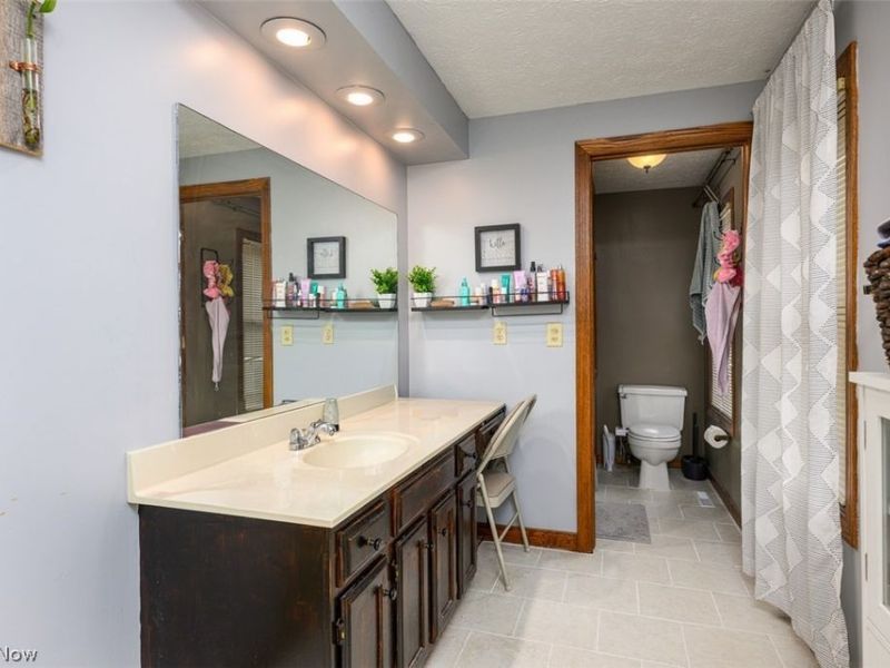 3761 Stratavon Drive NW, North Canton, OH 44720 Photo 15