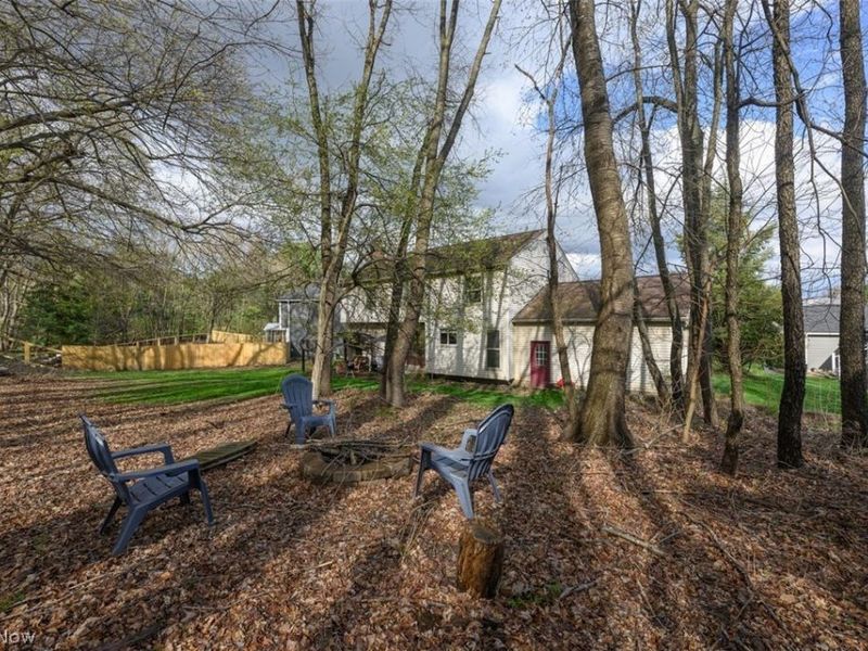 3761 Stratavon Drive NW, North Canton, OH 44720 Photo 32