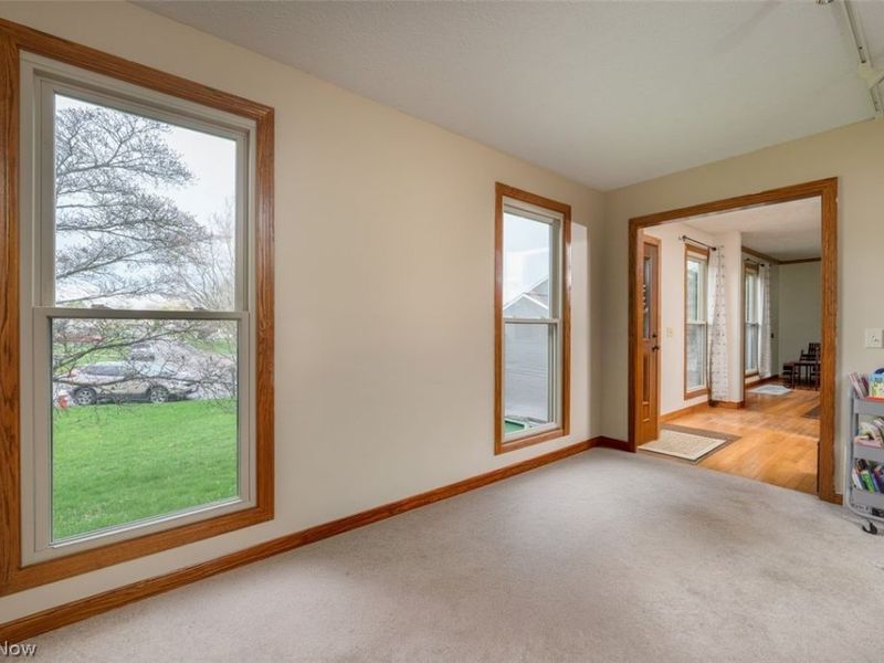 3761 Stratavon Drive NW, North Canton, OH 44720 Photo 5