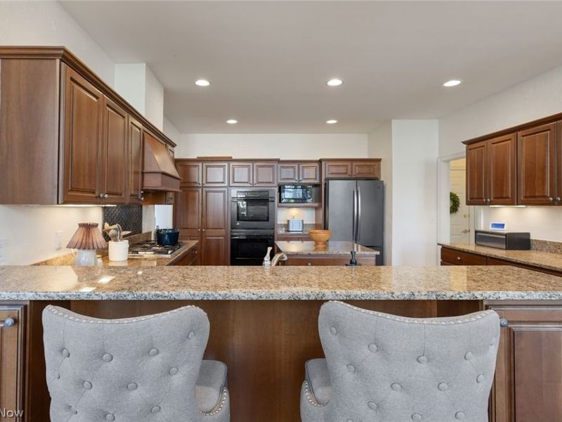 261 Skye Road , Highland Heights, OH 44143 Photo 13