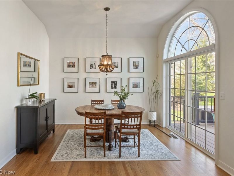 261 Skye Road , Highland Heights, OH 44143 Photo 17