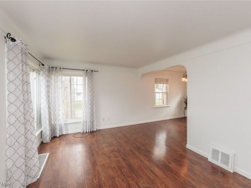 3893 W 210th Street , Fairview Park, OH 44126 Photo 13