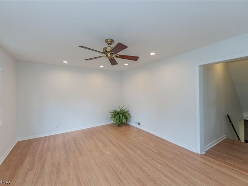 3893 W 210th Street , Fairview Park, OH 44126 Photo 23