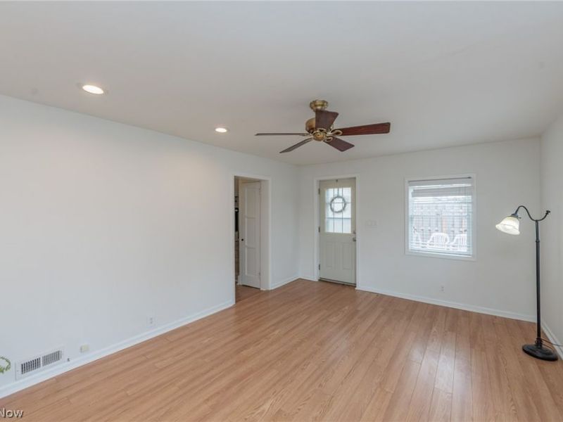 3893 W 210th Street , Fairview Park, OH 44126 Photo 30