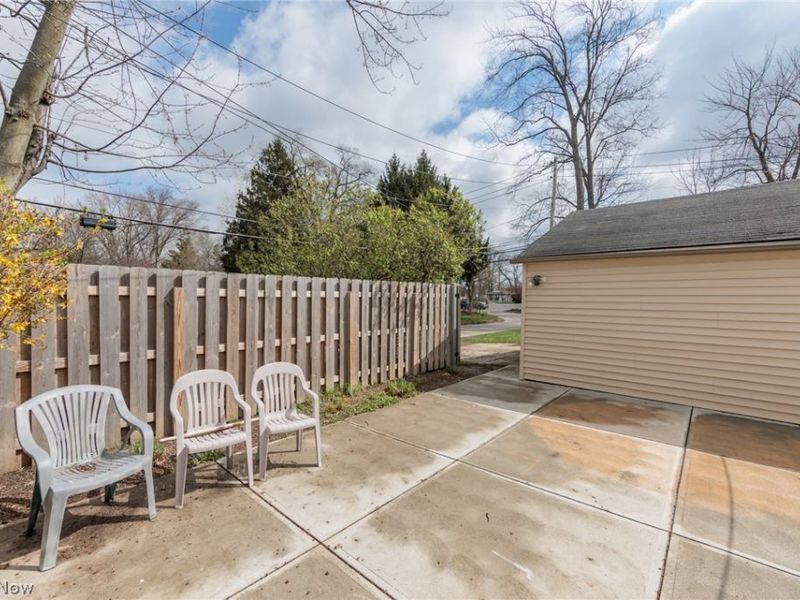 3893 W 210th Street , Fairview Park, OH 44126 Photo 35