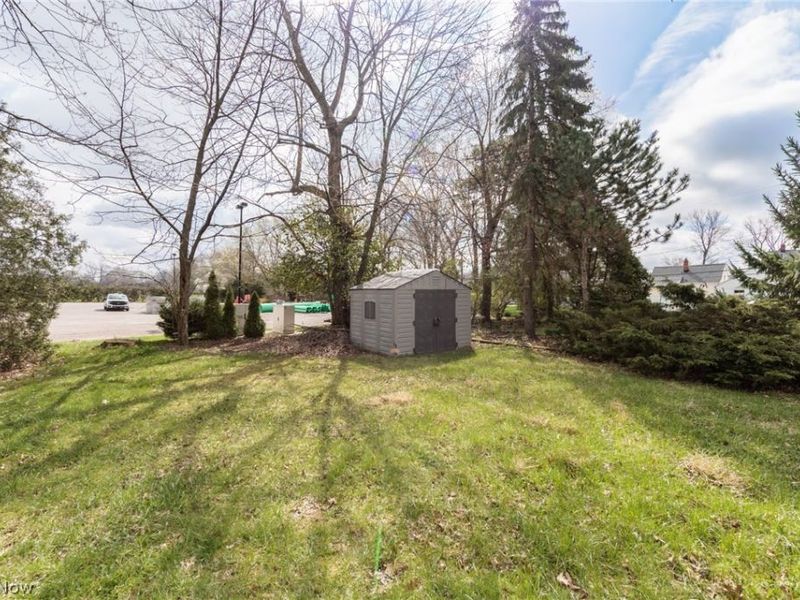 3893 W 210th Street , Fairview Park, OH 44126 Photo 41