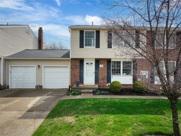 7382 N Chestnut Commons Drive , Mentor, OH 44060