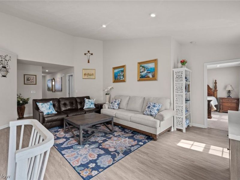 449 Community Lane, Painesville, OH 44077 Photo 12