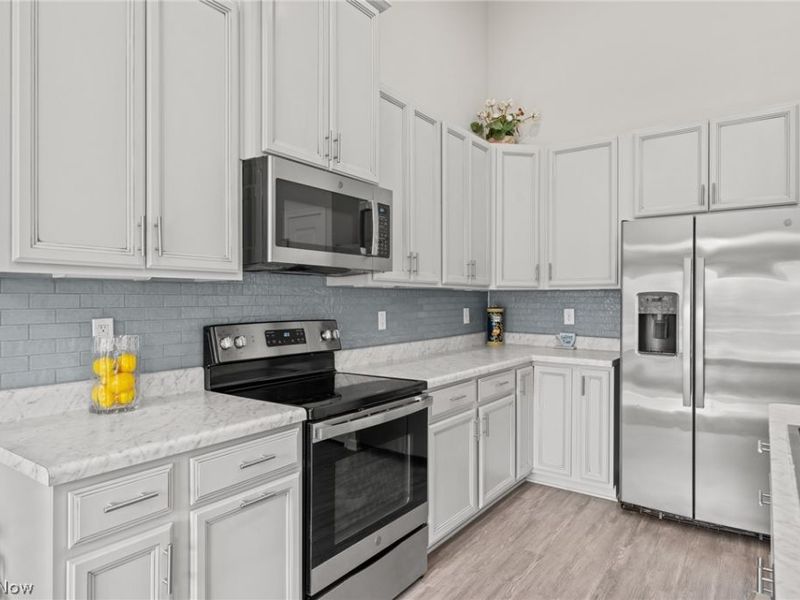 449 Community Lane, Painesville, OH 44077 Photo 8