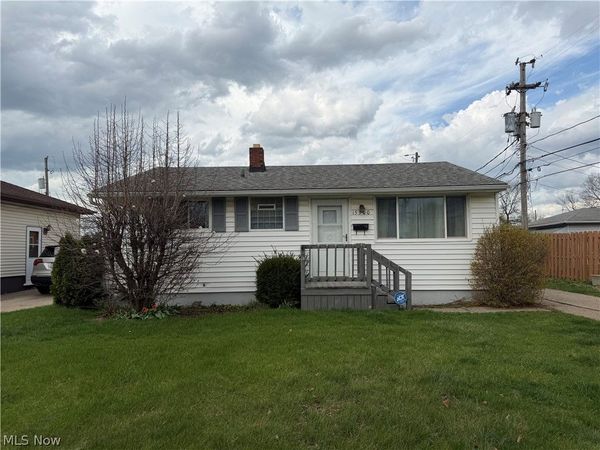 15300 Holland Road , Brook Park, OH 44142